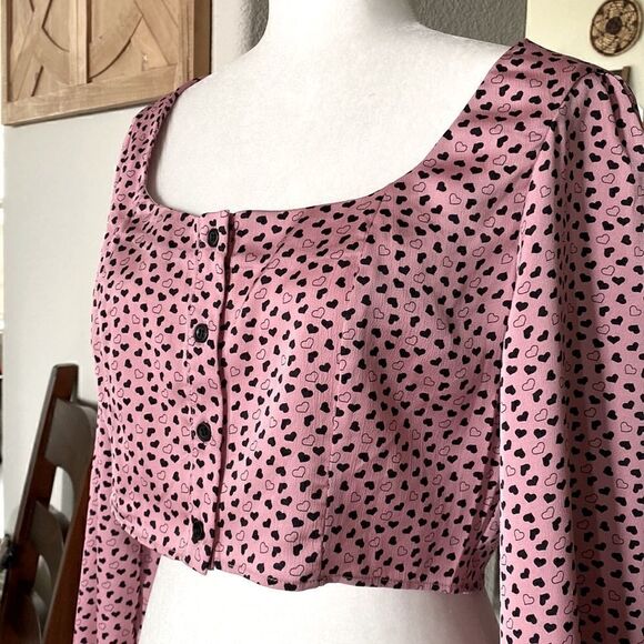 Top Shop Cropped Pink Long Sleeves Hearts Button Down Puff Sleeves NWT 8 Scoop - Picture 3 of 10